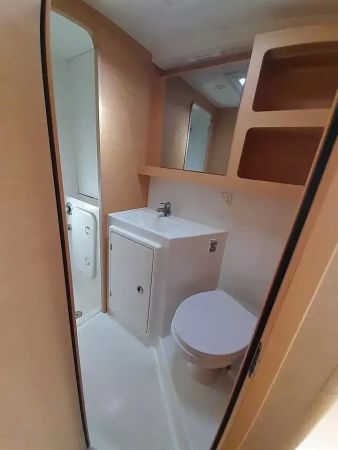 Lagoon 42 | Speranza B&B
