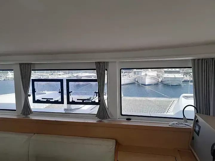 Lagoon 42 | Speranza B&B