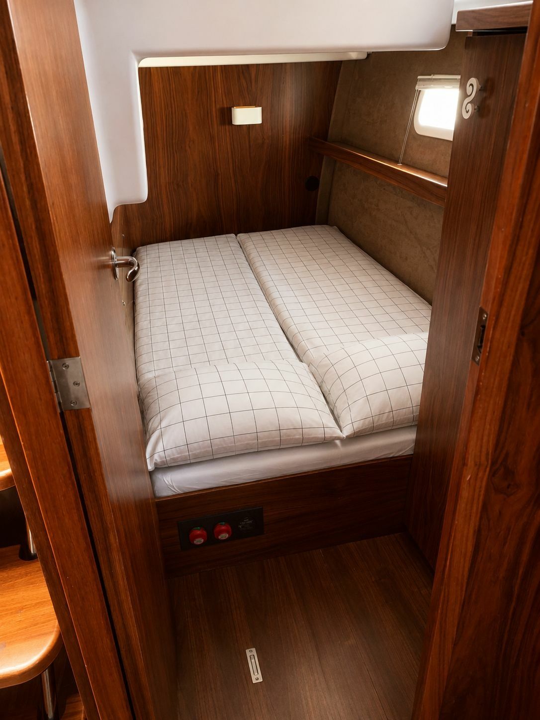 Delphia Nautika 1300 | Simoon