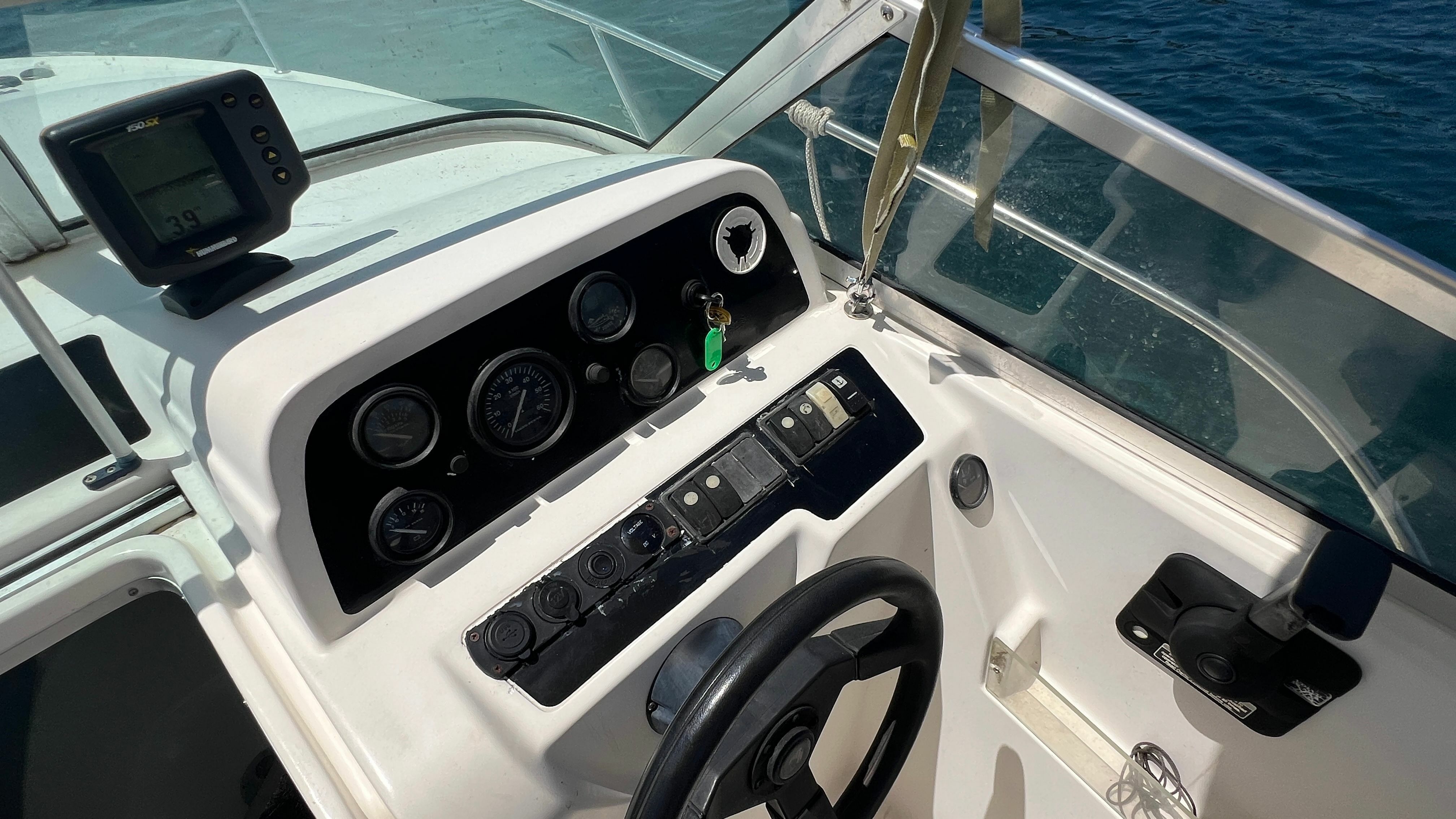 Jeanneau Leader 705 | Byblos