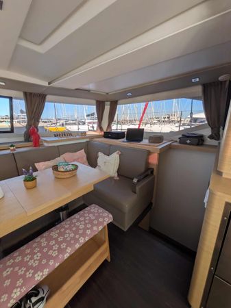 Fountaine Pajot Astrea 42 | Seaview