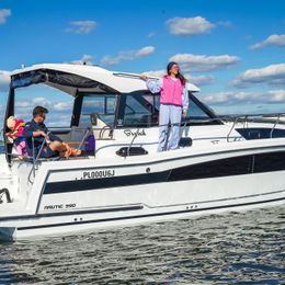 Nautic 990 | Bryzek