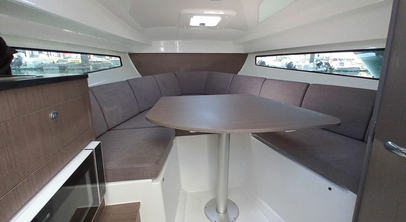 Beneteau Flyer 8 | Olive Sea 1