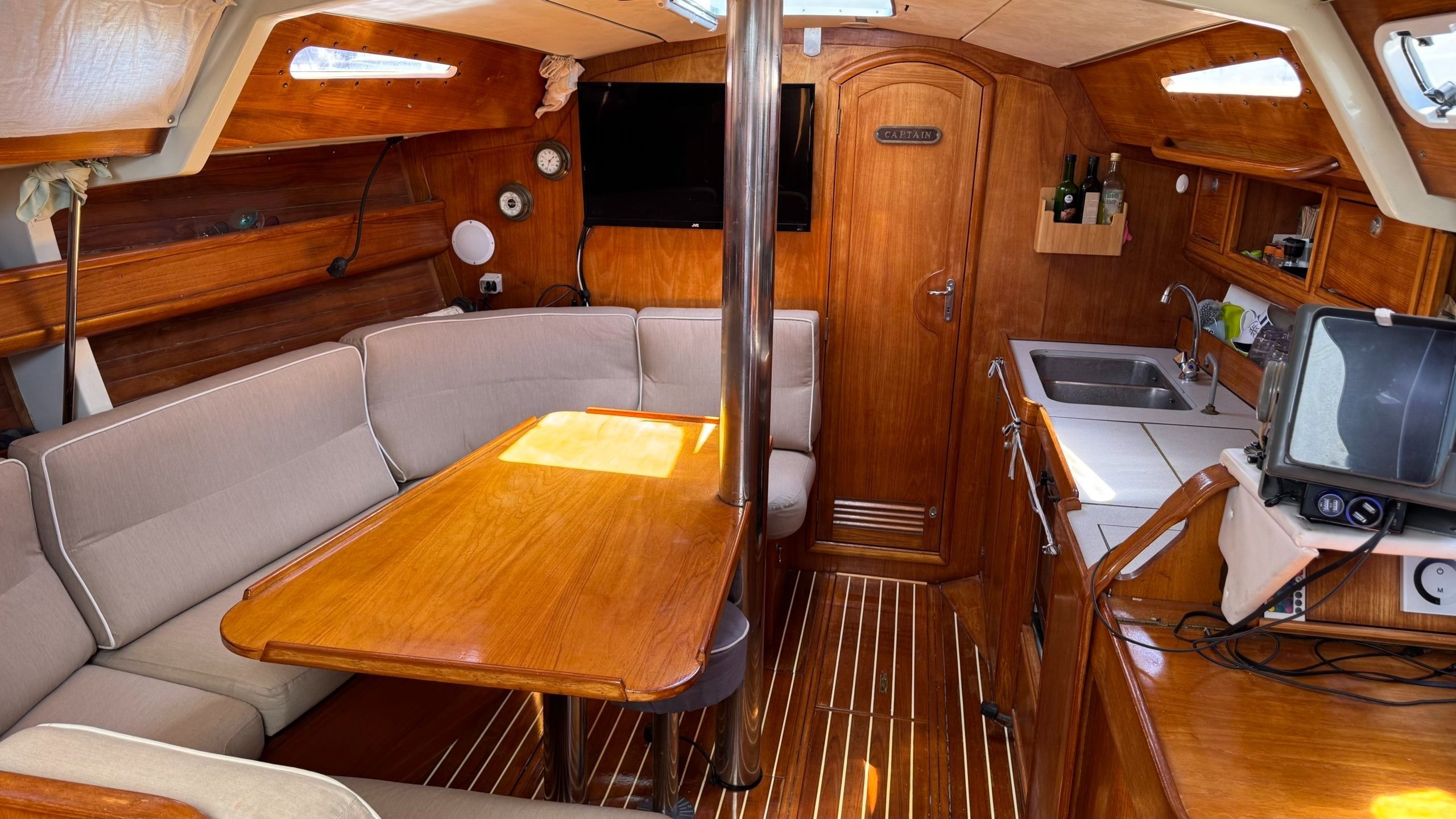 Jeanneau Sun Charm 39 | No-Mad