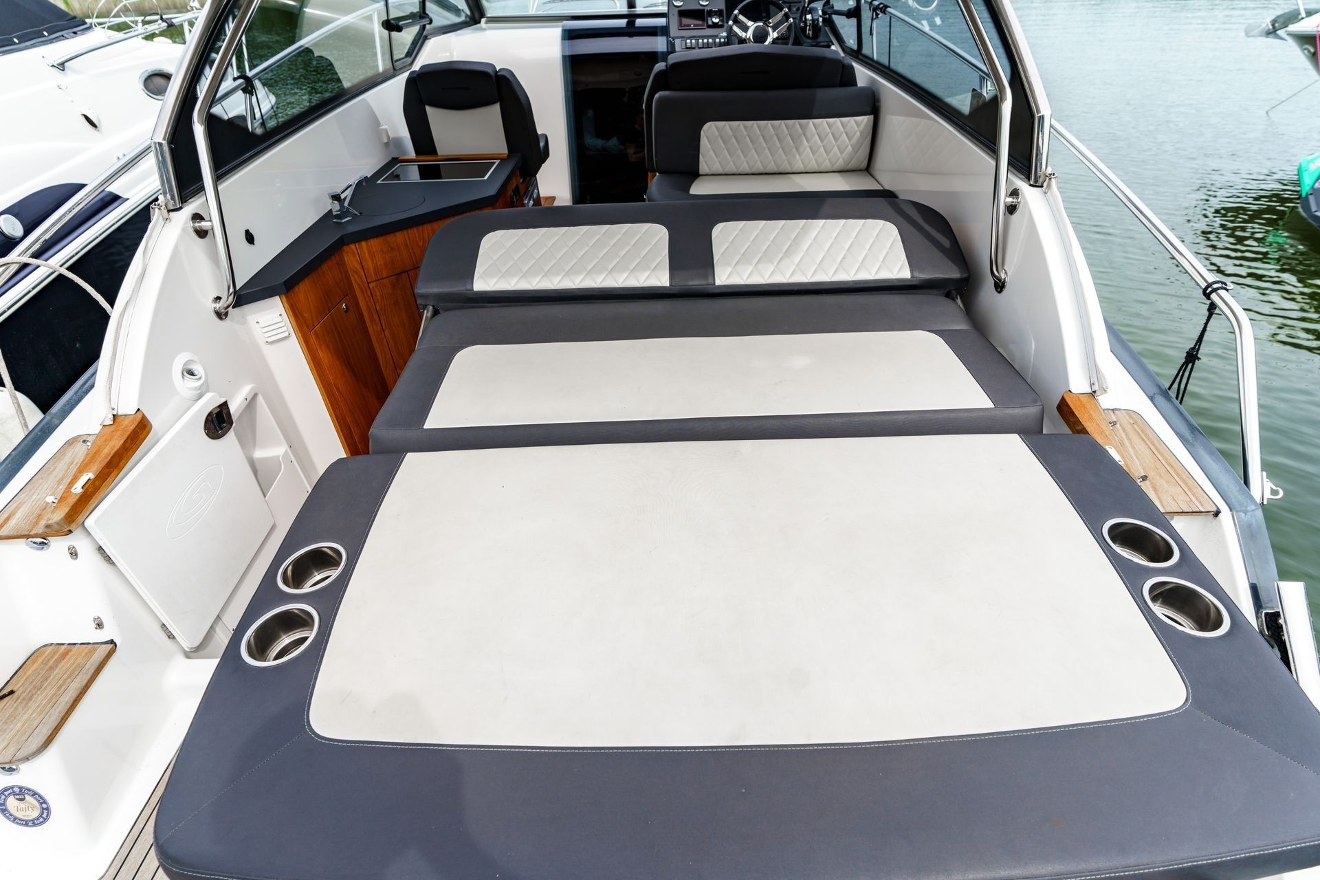 Grandezza 280C | 18