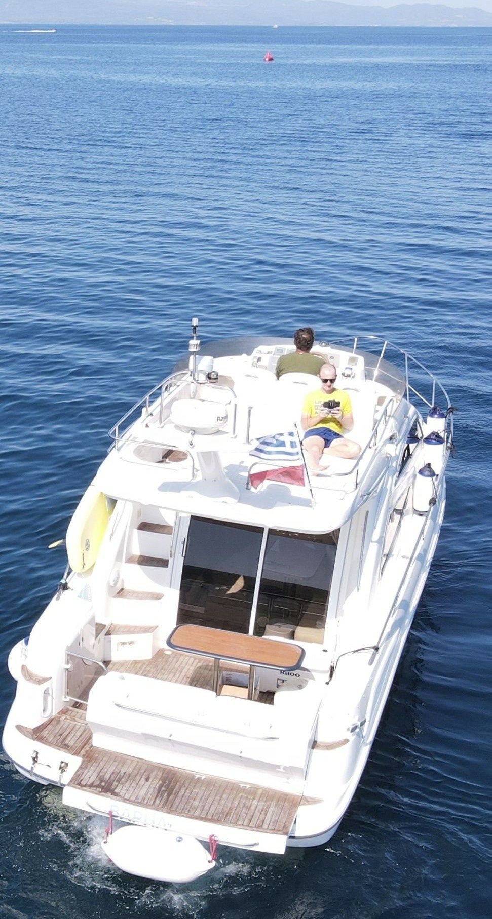 Sealine 34 | White Eagle 3