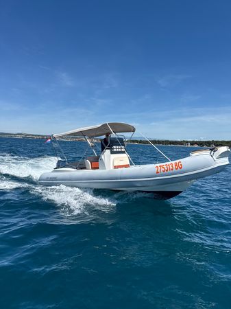 Tiger Marine 750 | 24