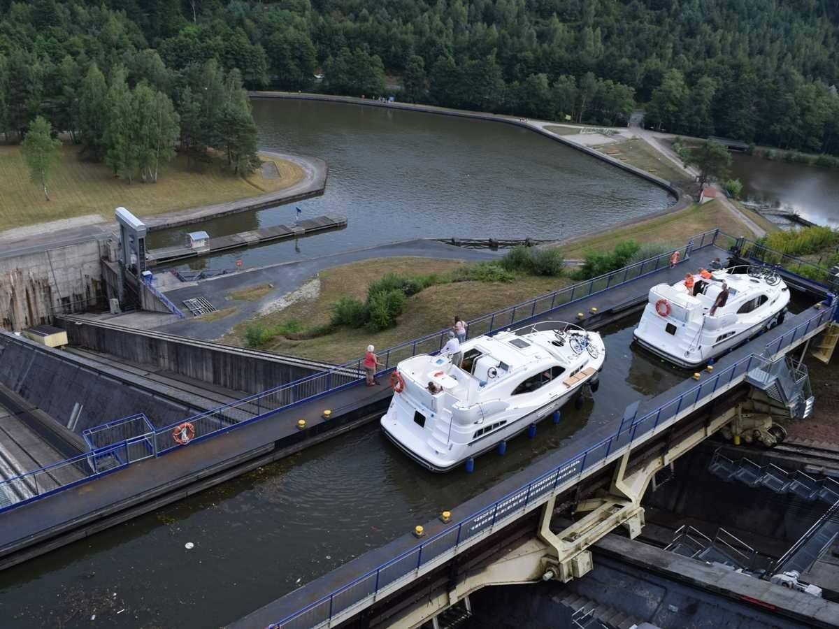 Haines Navig 34 | 4
