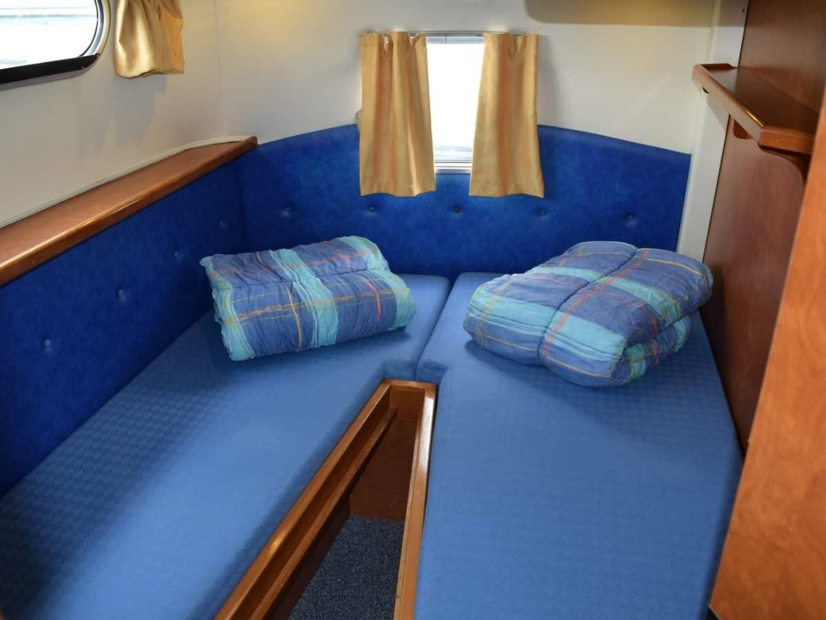 Haines Navig 40 | 13