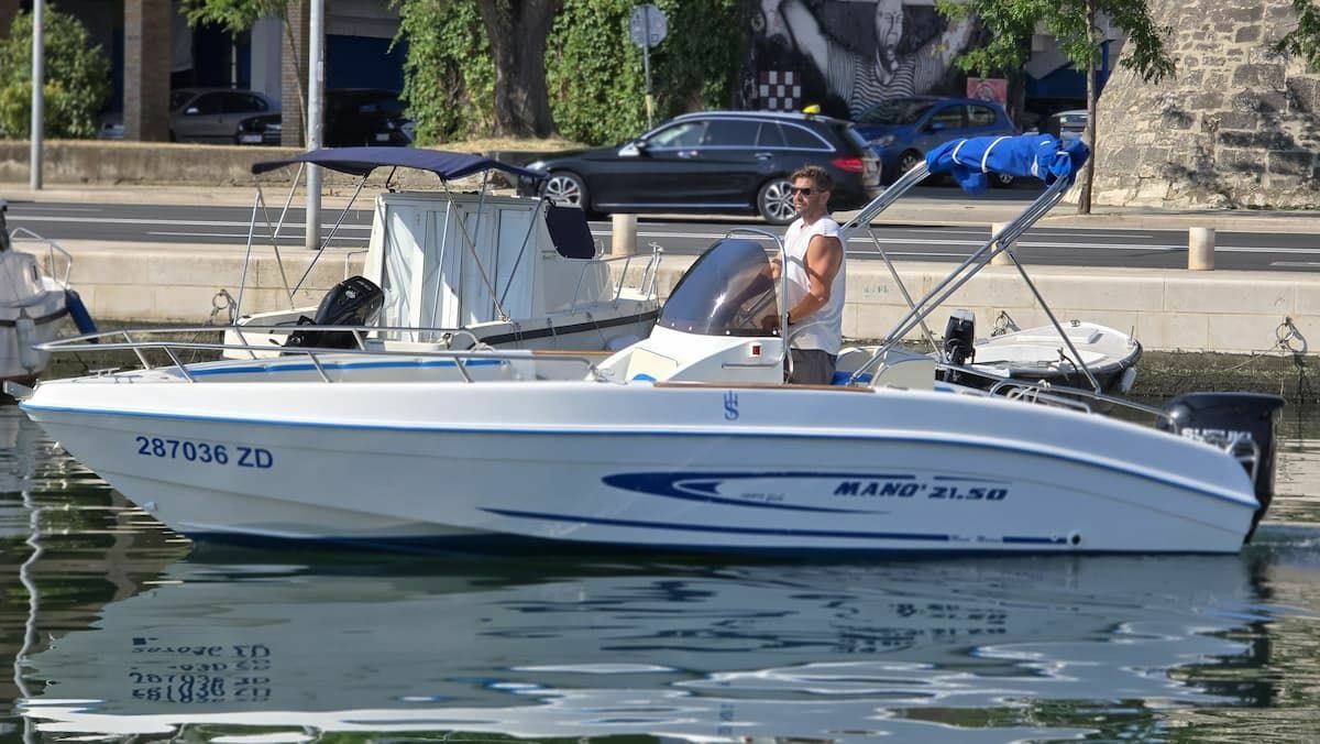 Mano Marine 21.50 Sport Fish | Light Blue