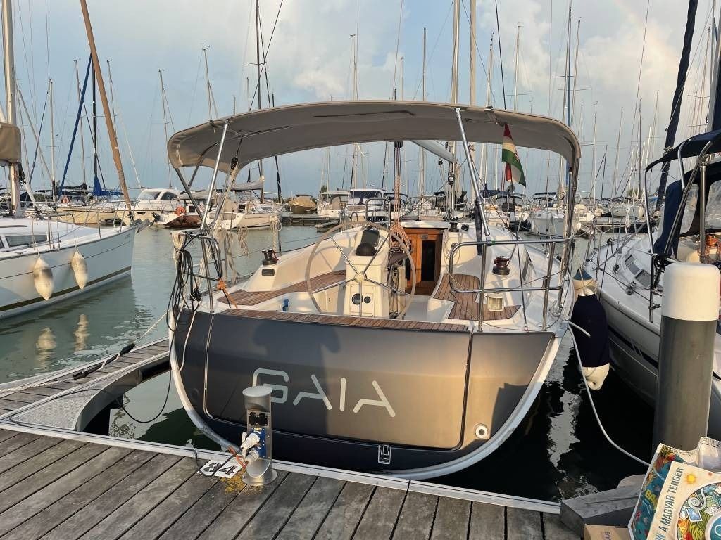 Bavaria Easy 9.7 | Gaia