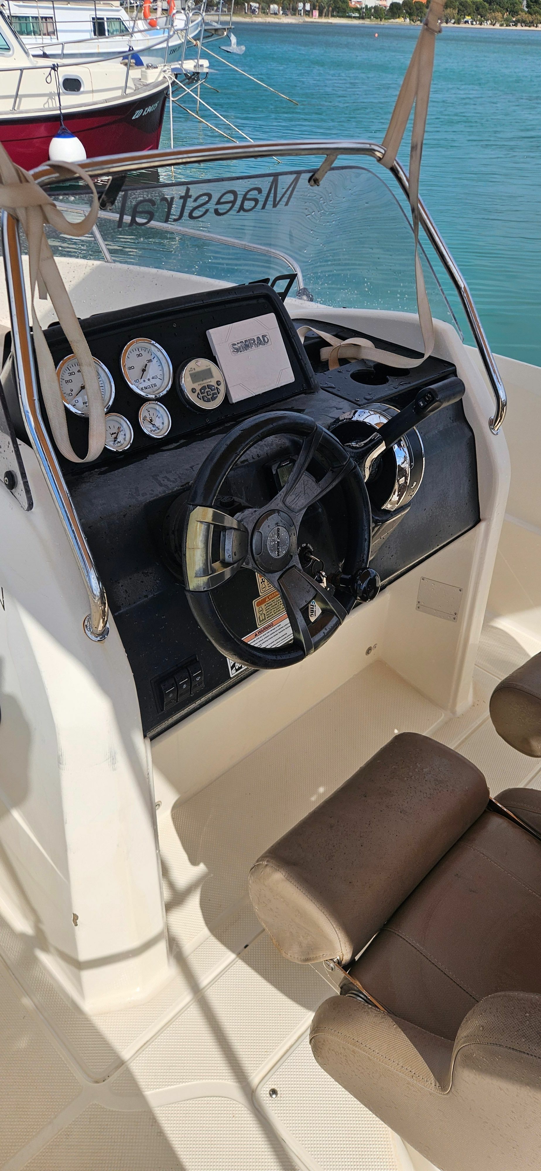 Quicksilver Activ 555 | 19