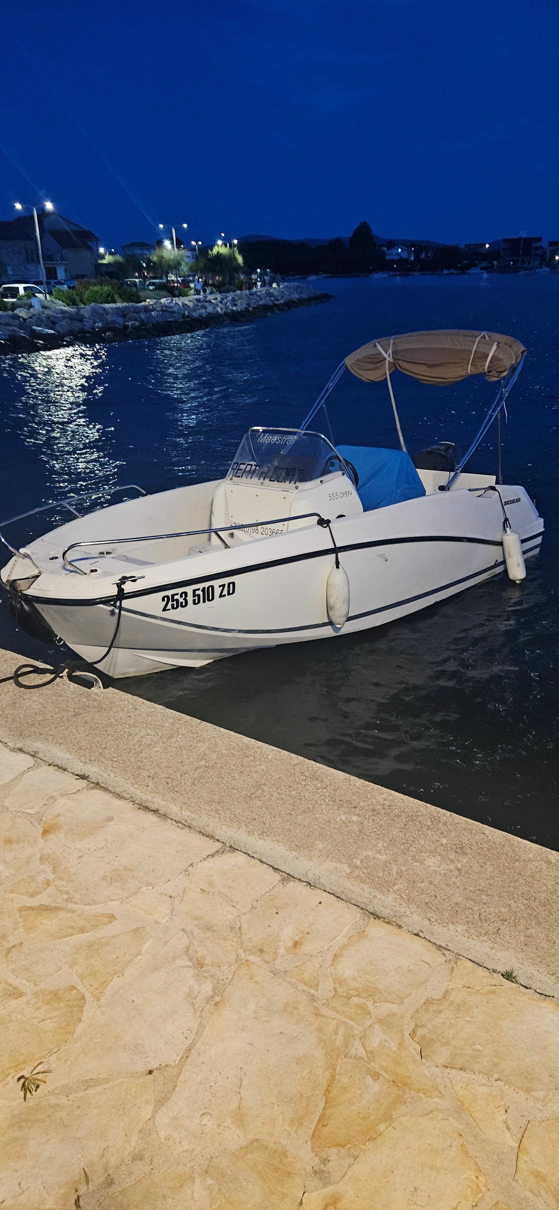 Quicksilver Activ 555 | 19