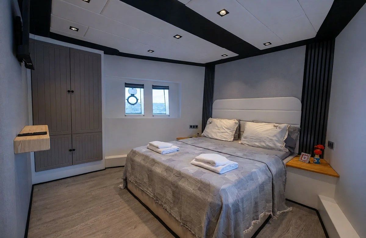 Trawler 72 | Akya S