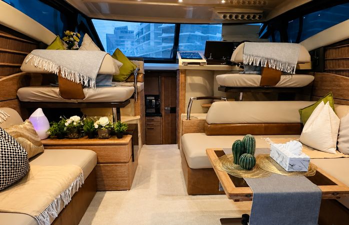 Azimut 47 Fly | Cat0n