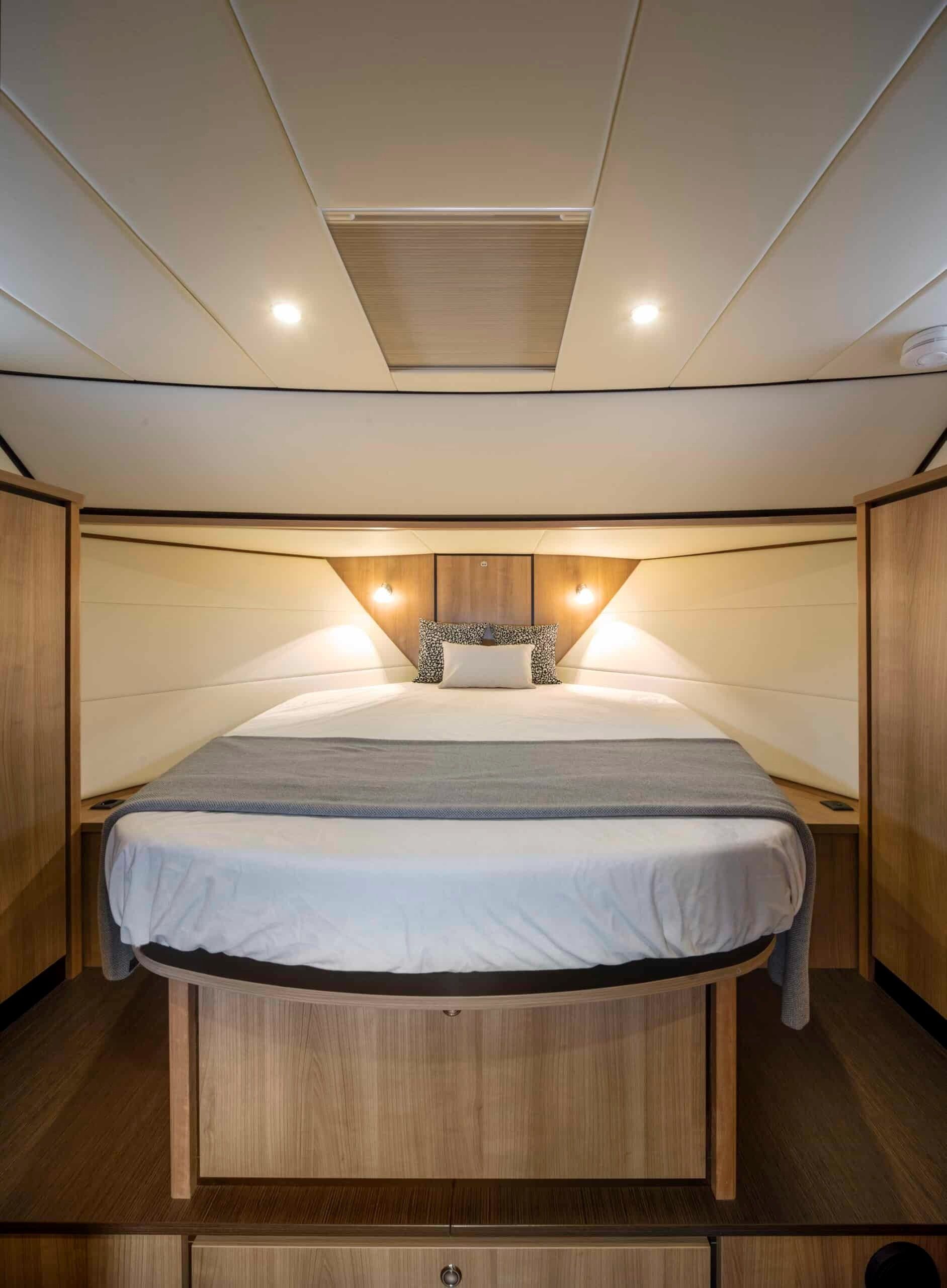Linssen GS 40.0 AC | Grey Goose