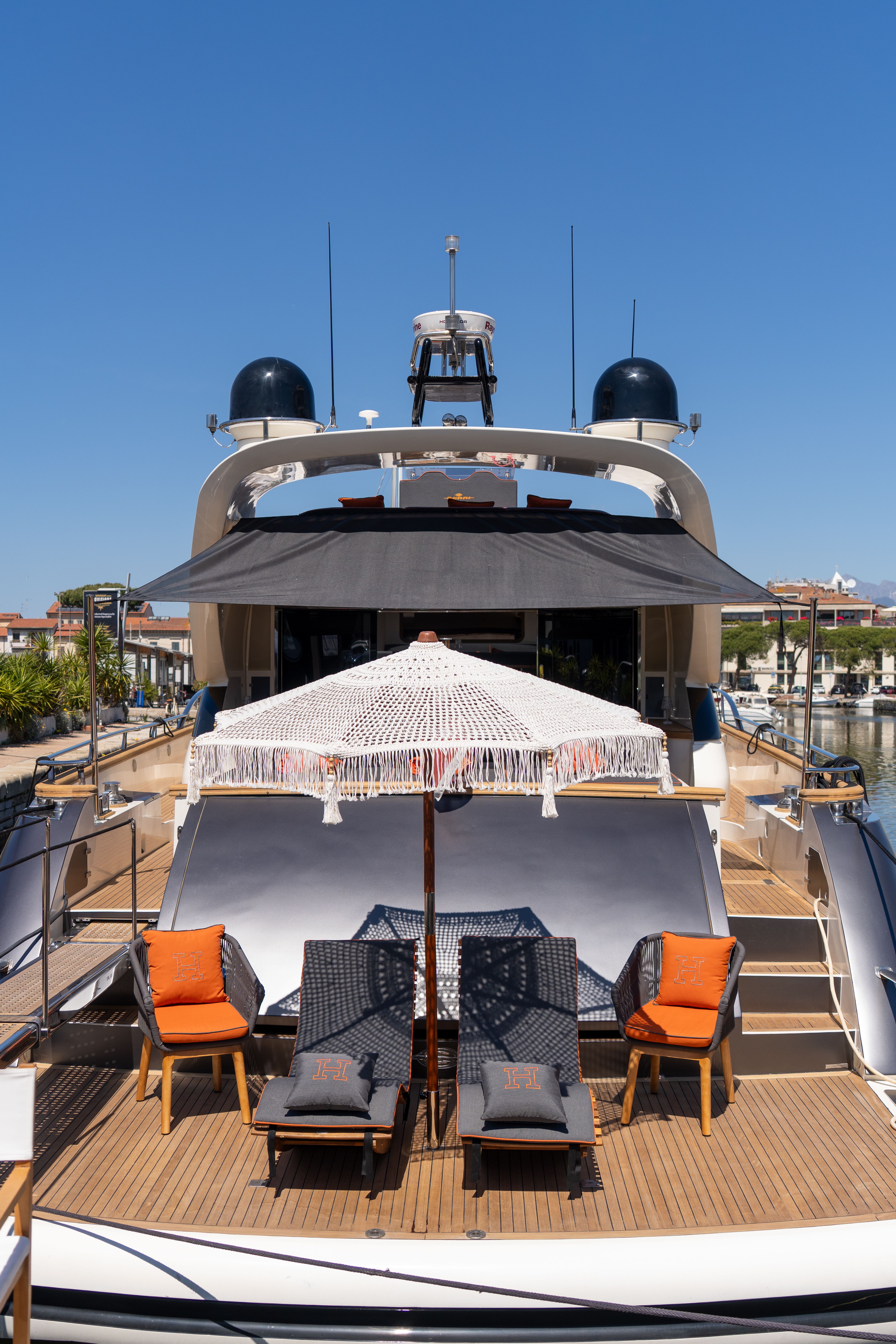 Cerri Cantieri Navali 86 | Le One