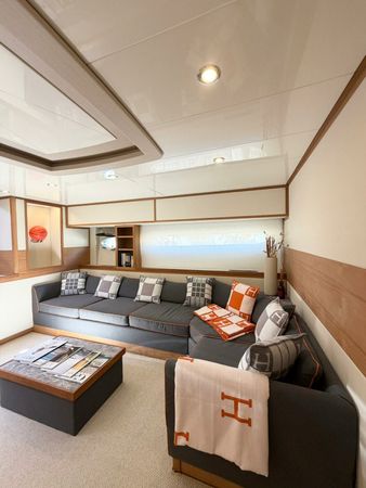 Cerri Cantieri Navali 86 | Le One