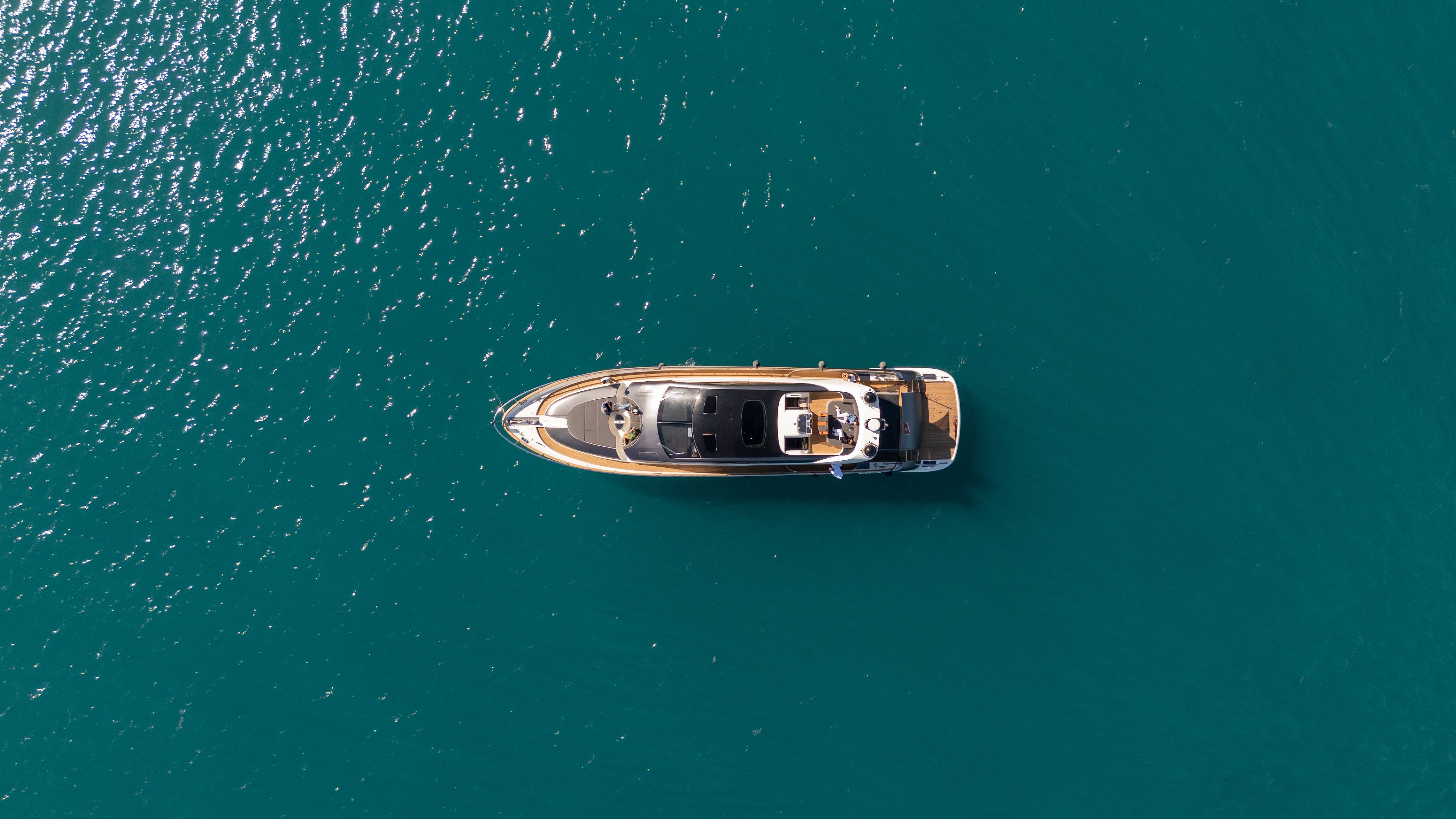 Cerri Cantieri Navali 86 | Le One