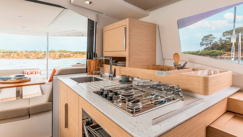 Fountaine Pajot New 41 | Shaula