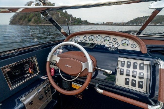 Riva 33 | Aqua 2