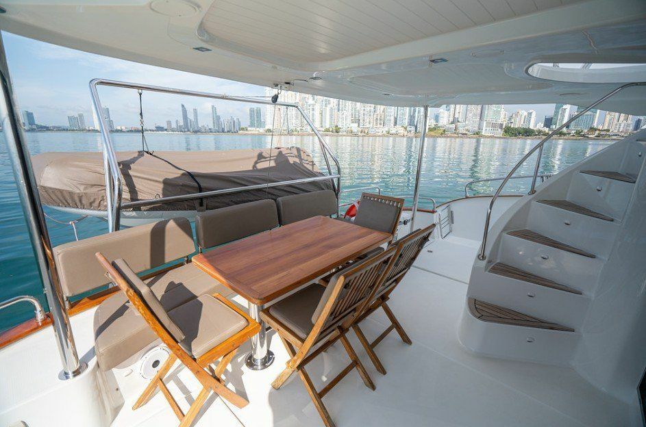 Fountaine Pajot Tanna 47 | Knot @ work