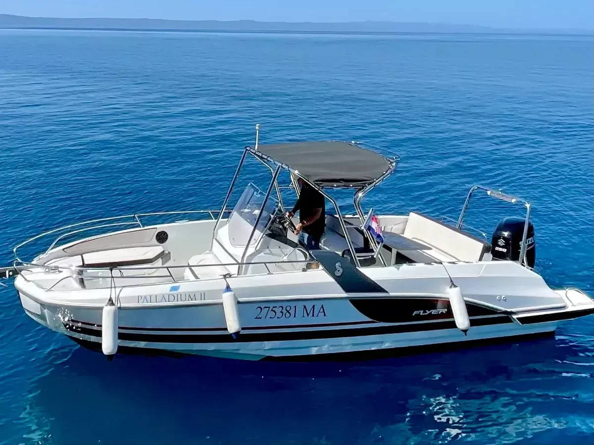 Beneteau Flyer 7.7 Spacedeck | 19