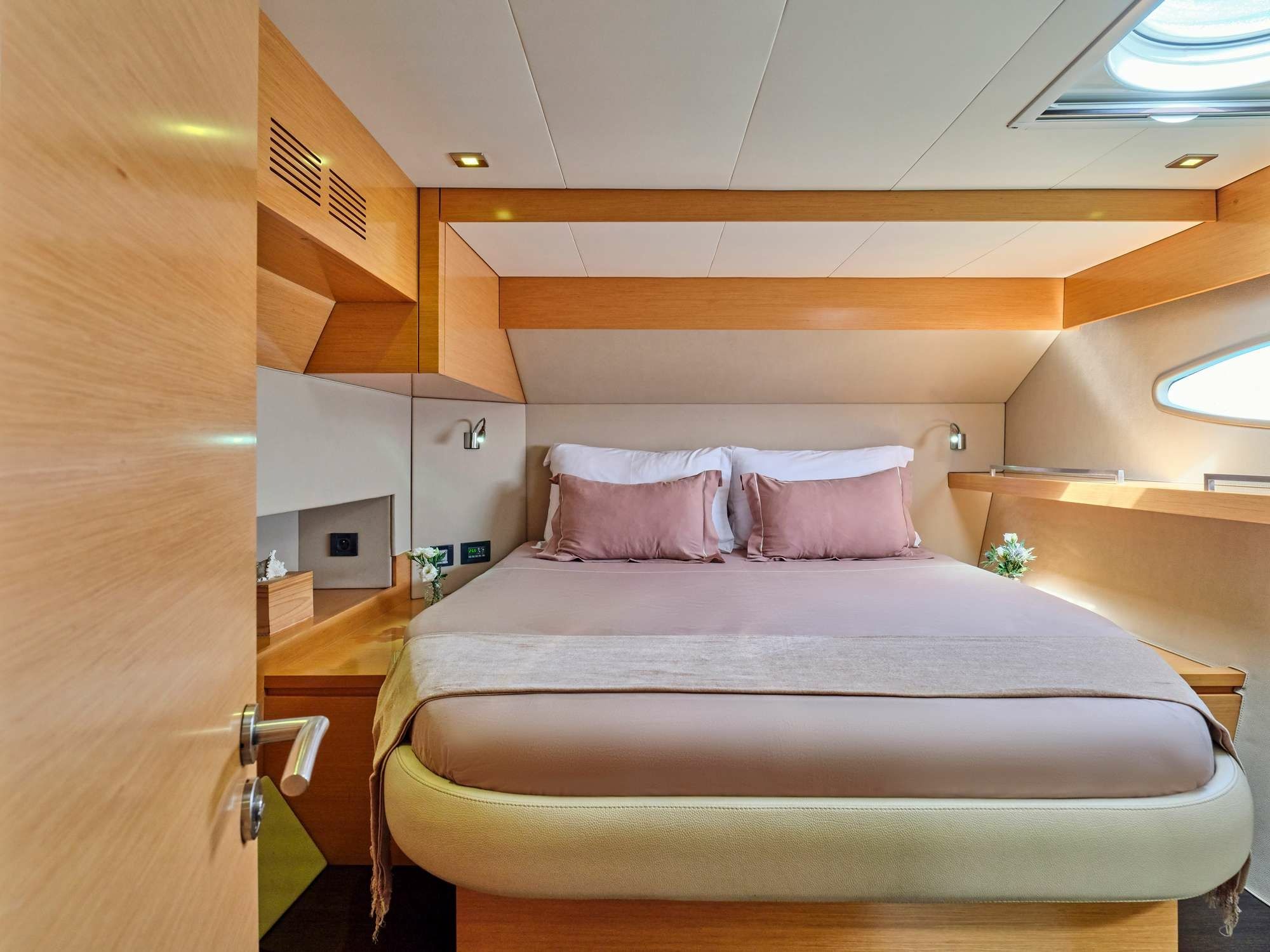Fountaine Pajot Sanya 57 | High Five