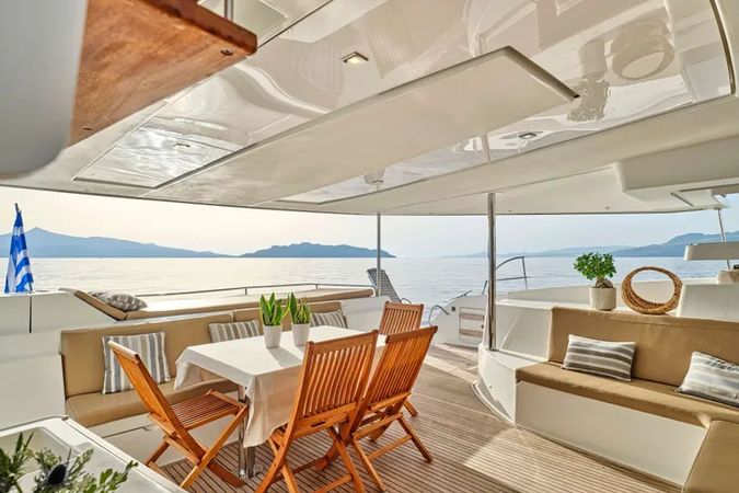 Fountaine Pajot Sanya 57 | High Five