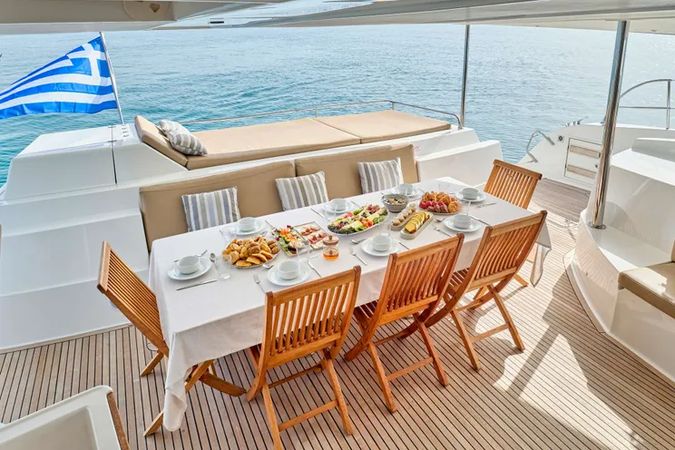 Fountaine Pajot Sanya 57 | High Five