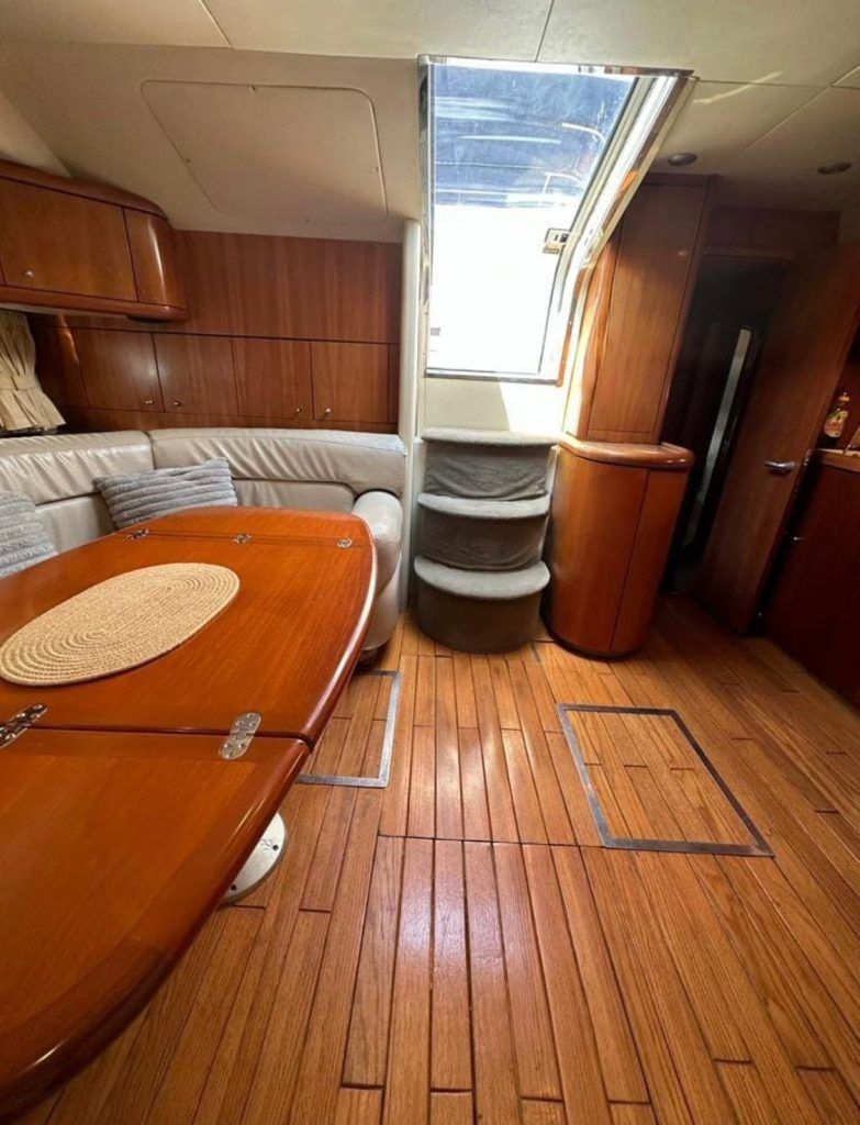 Sea Ray 550 Sundancer | Exodus