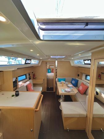 Bavaria C38 | Elauma