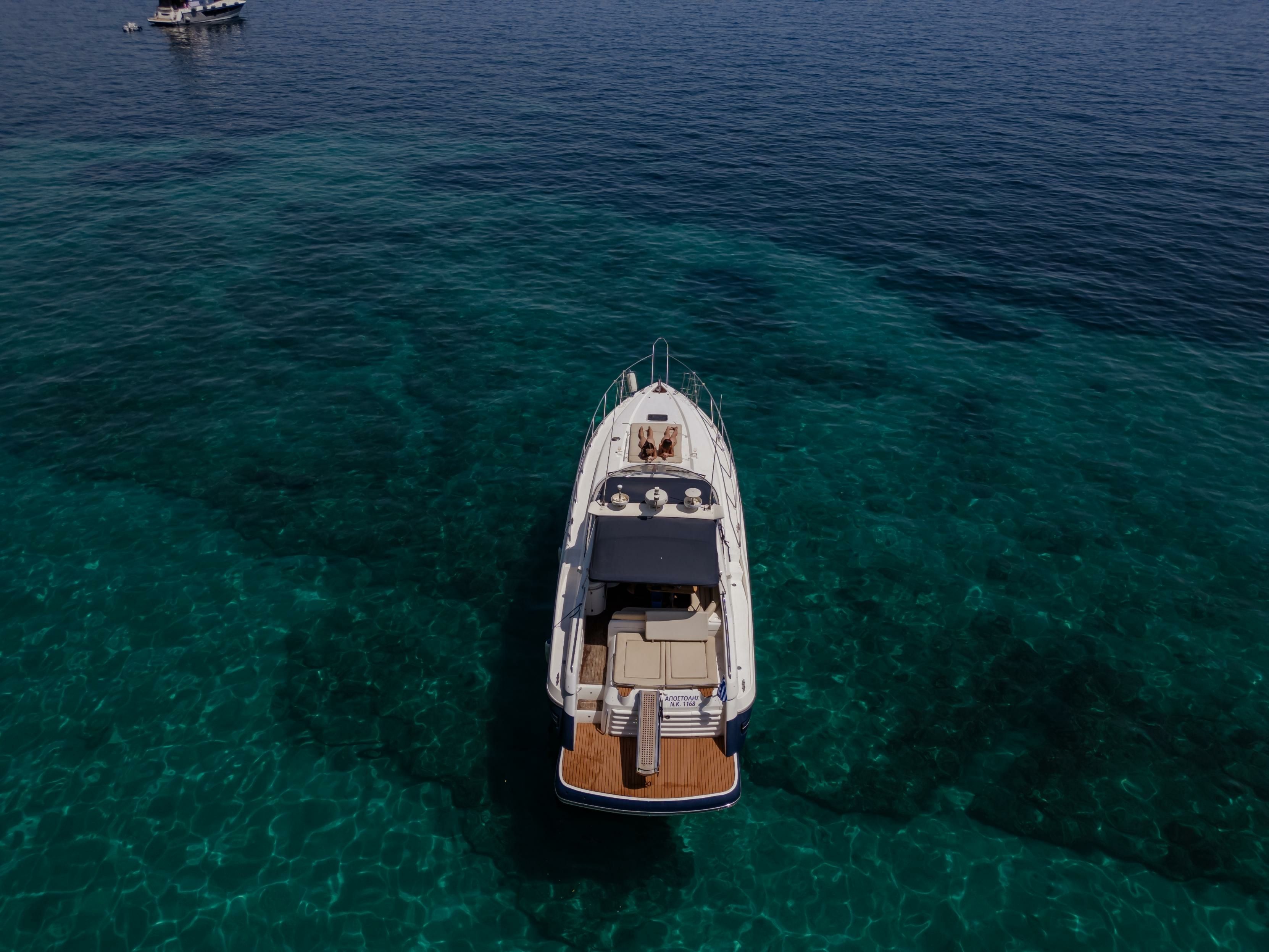 Sunseeker Mustique 42 | Apostolis