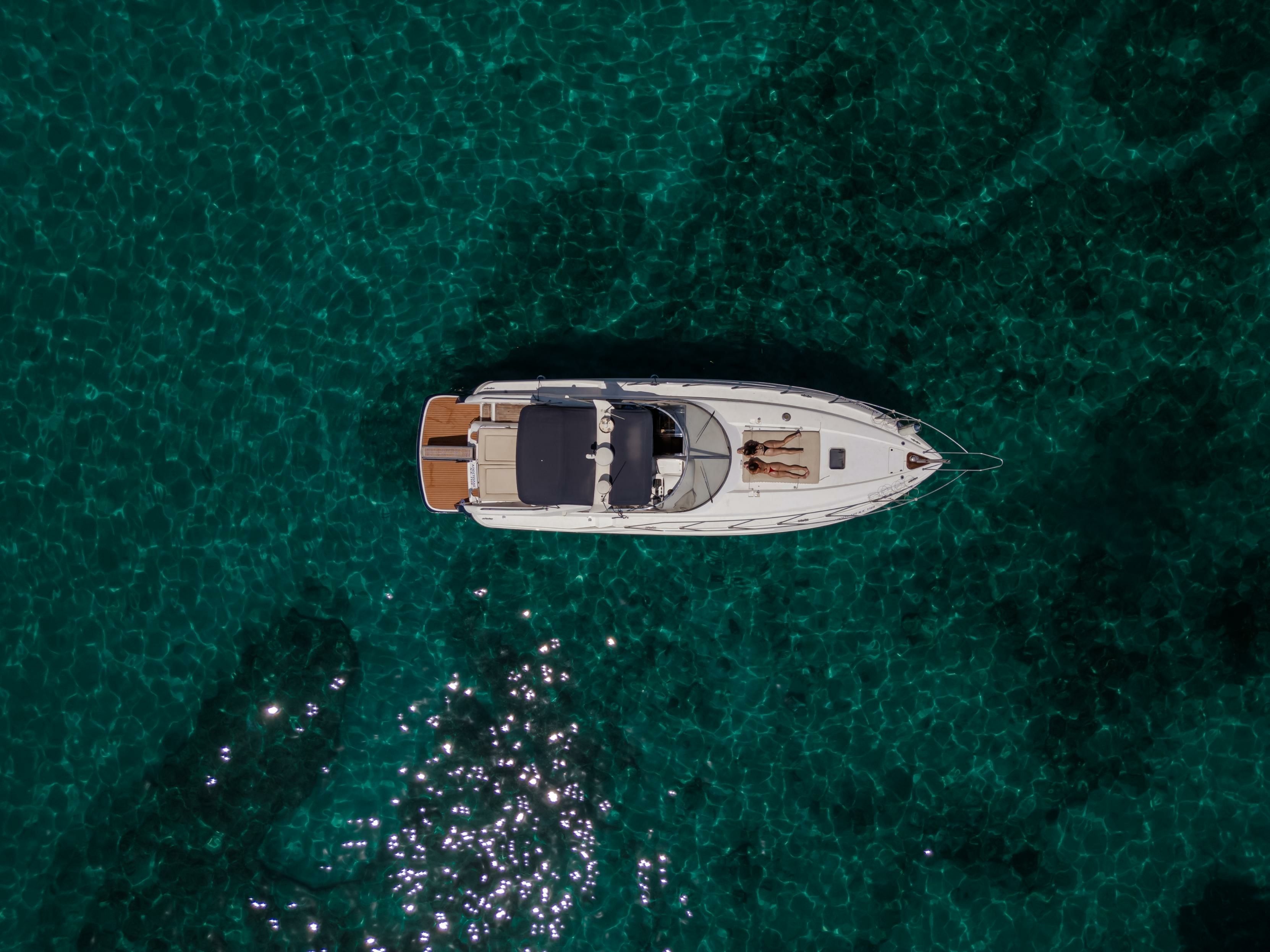 Sunseeker Mustique 42 | Apostolis