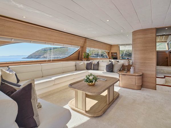 Ferretti 80 | Apeiron Blue