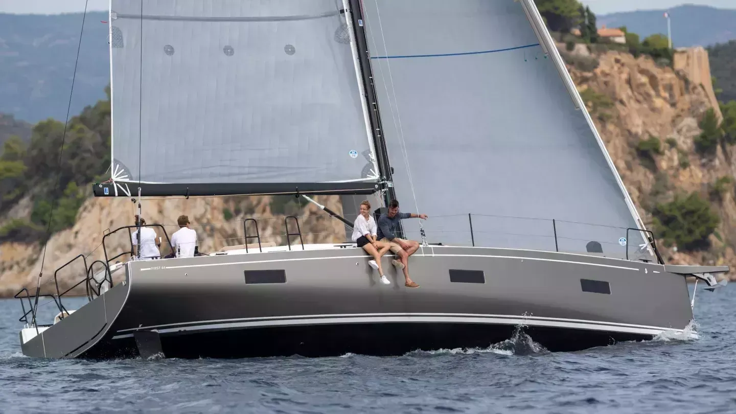 Beneteau First 44 | Bart