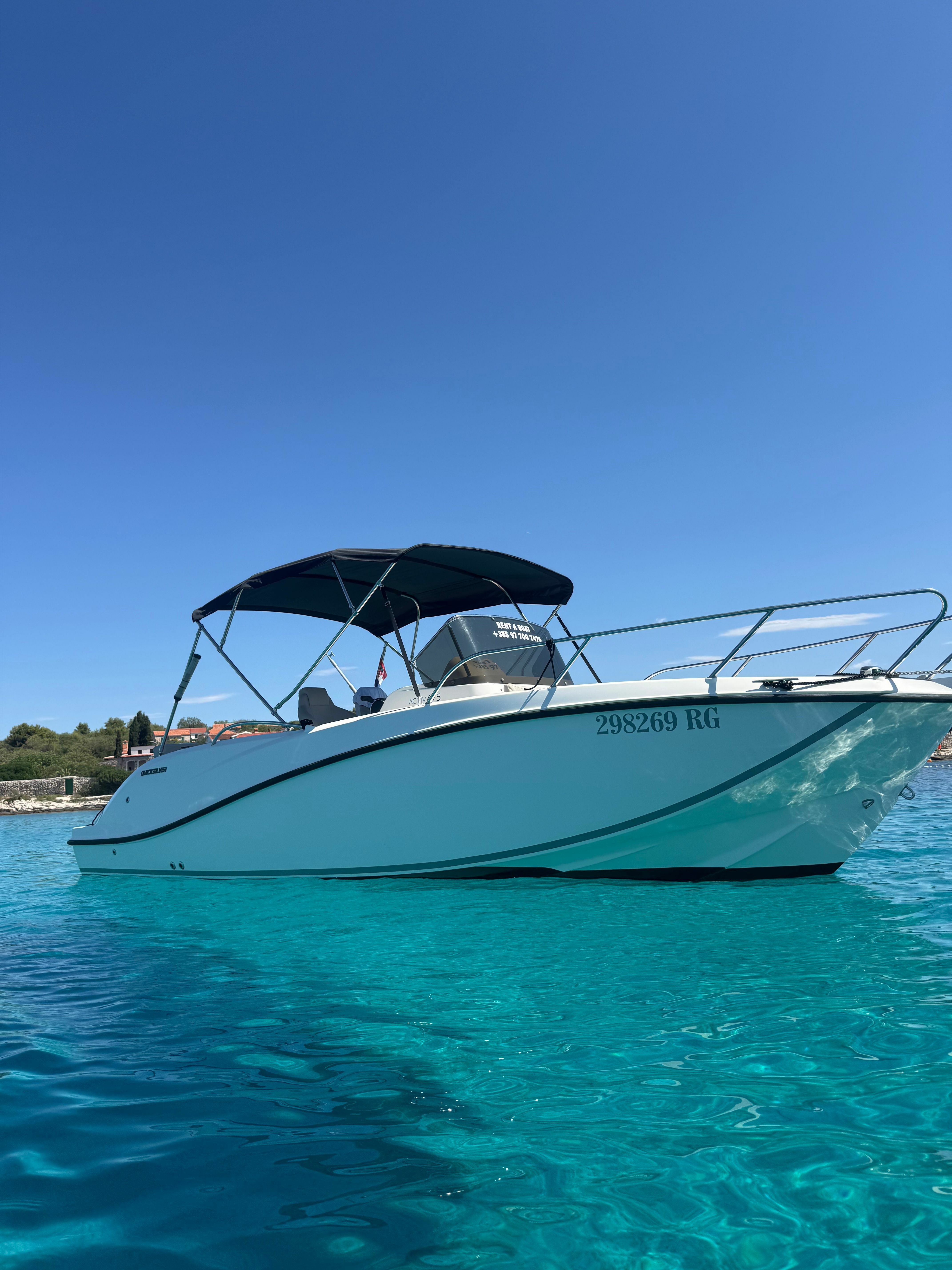 Quicksilver 675 Activ | 18