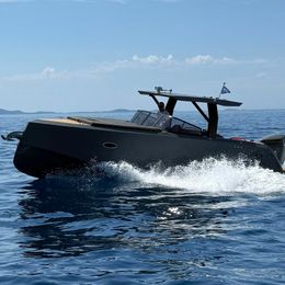 Phantom 10 | Noa