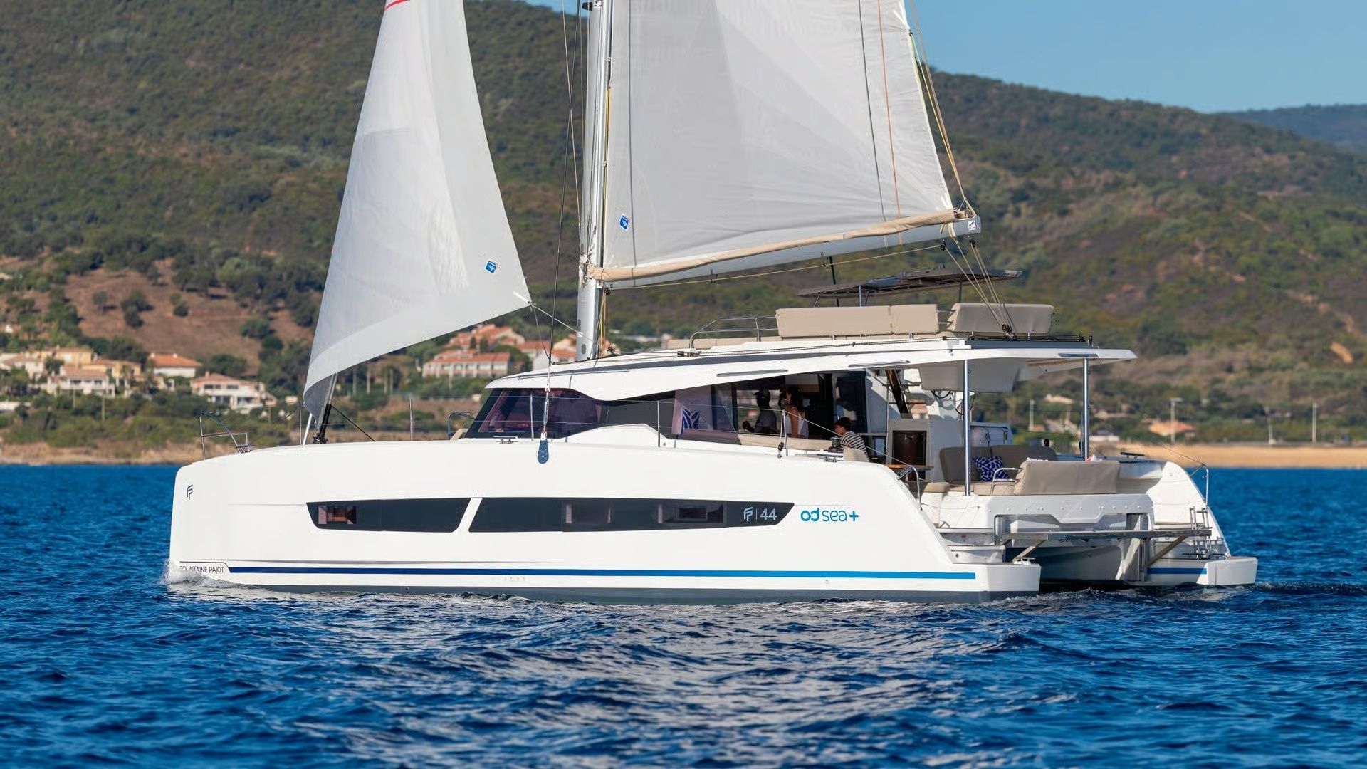 Fountaine Pajot FP44 | Raven