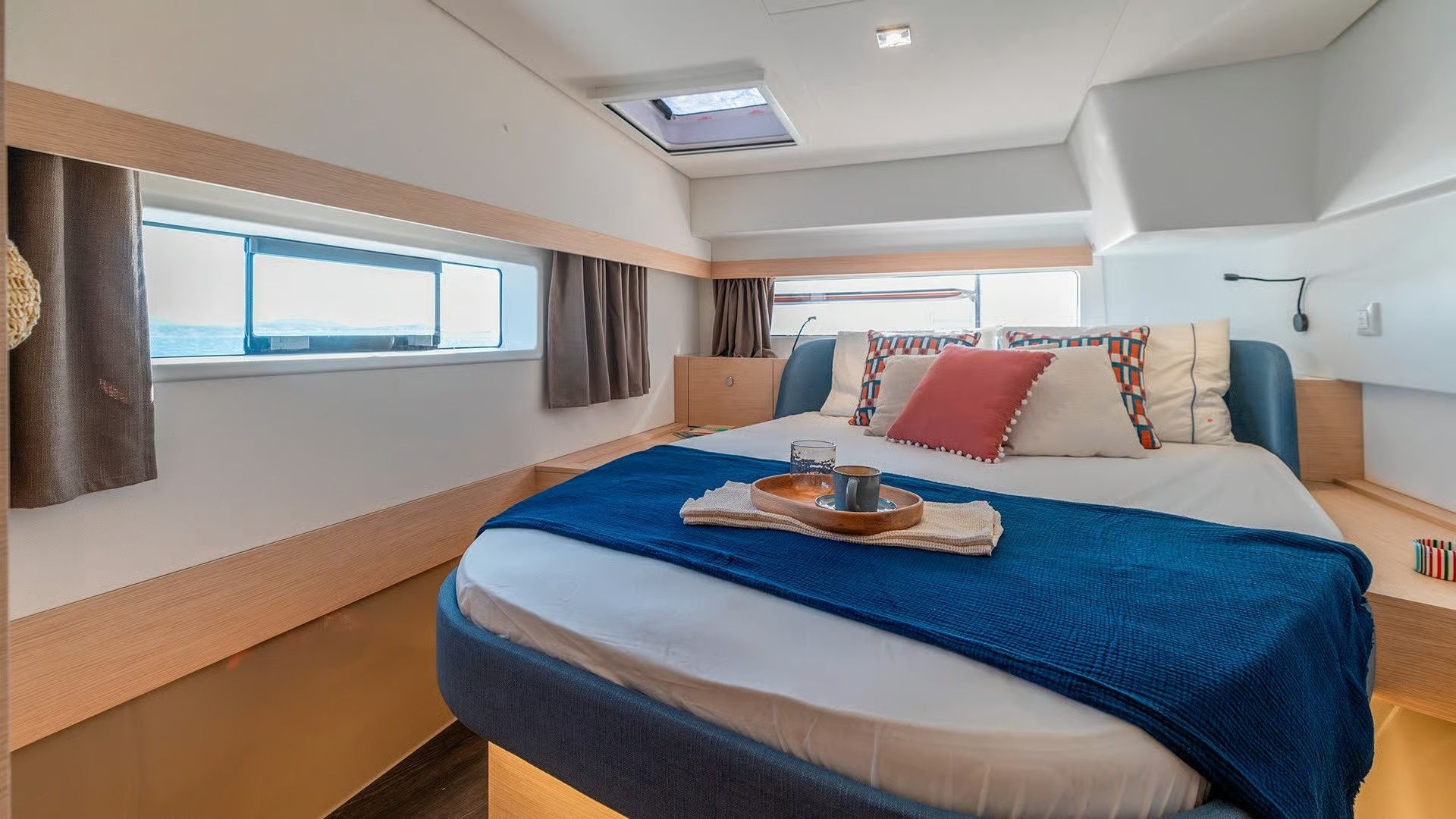 Fountaine Pajot FP44 | Raven