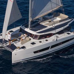 Fountaine Pajot FP44 | Blue Escape