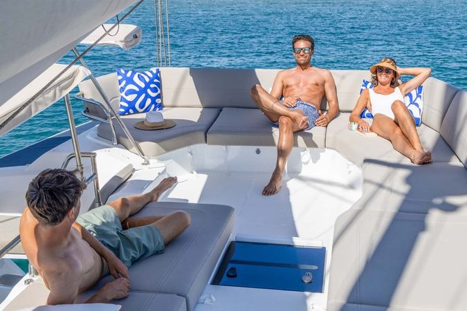 Fountaine Pajot FP44 | Blue Escape