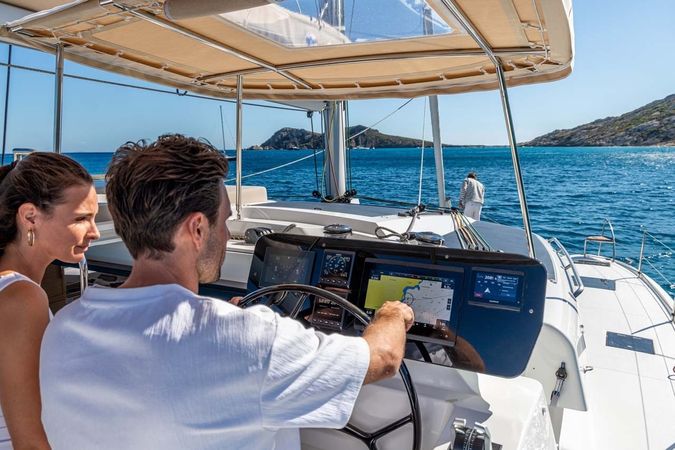 Fountaine Pajot FP44 | Blue Escape