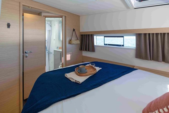 Fountaine Pajot FP44 | Blue Escape