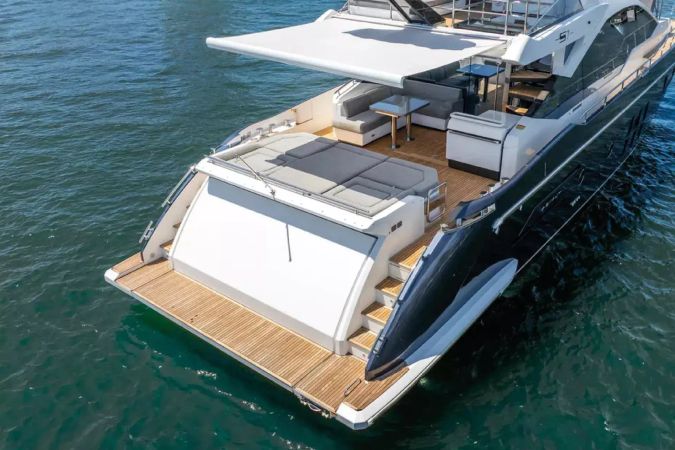 Azimut S7 | Swaha