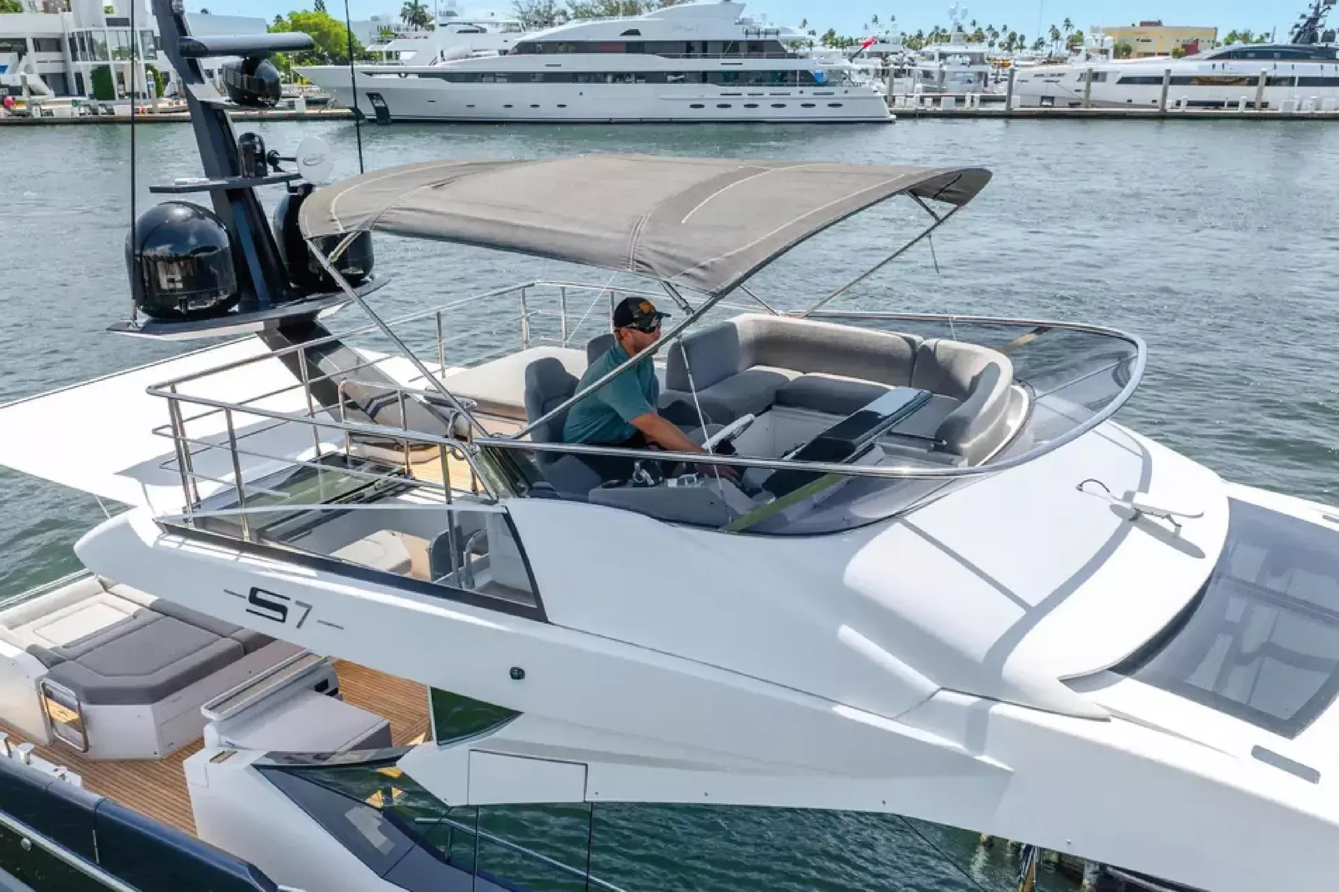 Azimut S7 | Swaha