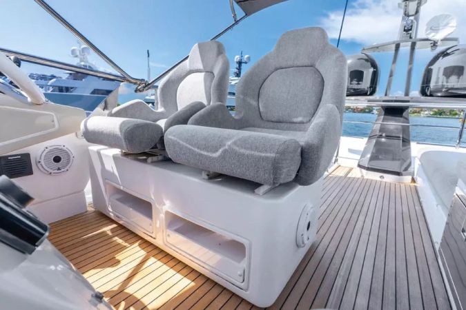Azimut S7 | Swaha