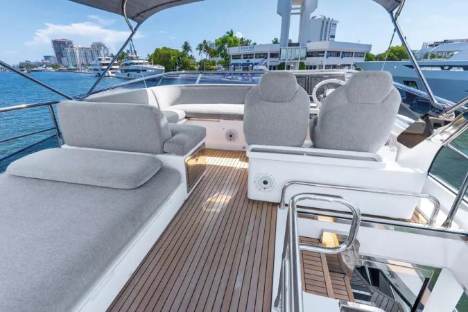 Azimut S7 | Swaha