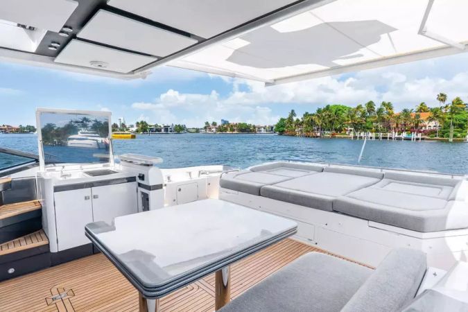 Azimut S7 | Swaha