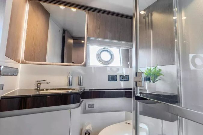 Azimut S7 | Swaha